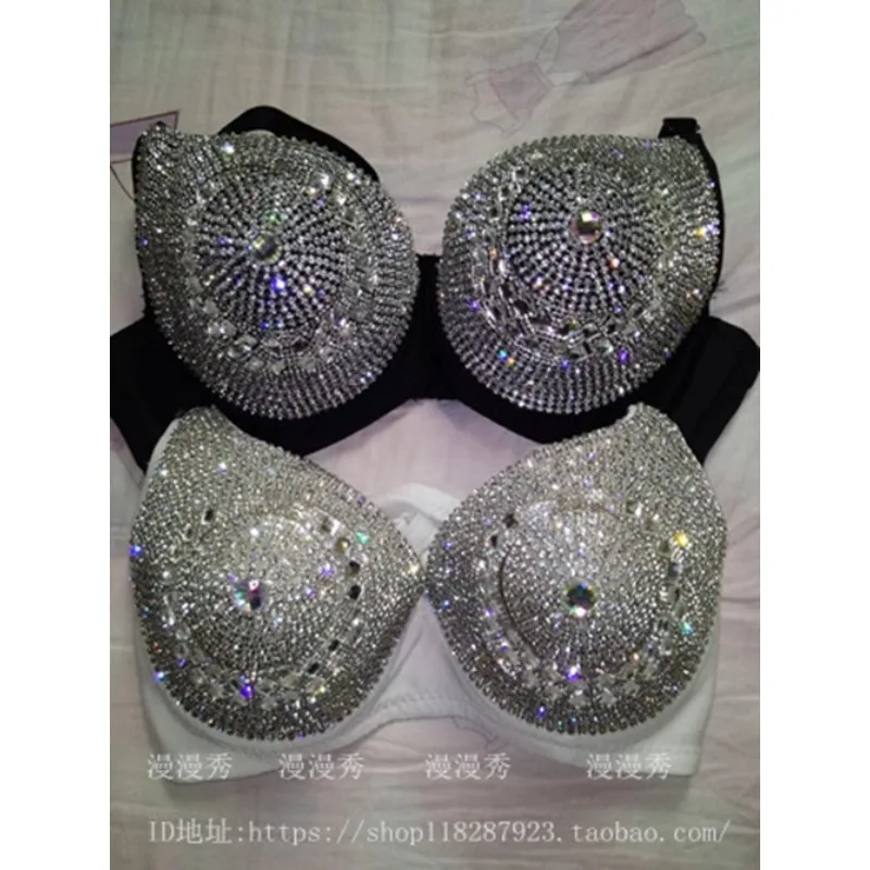 ที่กําหนดเองไนท์คลับบาร์ DS เพชรประสิทธิภาพชุดนักร้องหญิง DJ Stage ภายในคอ Belly เต้นรํา Bra