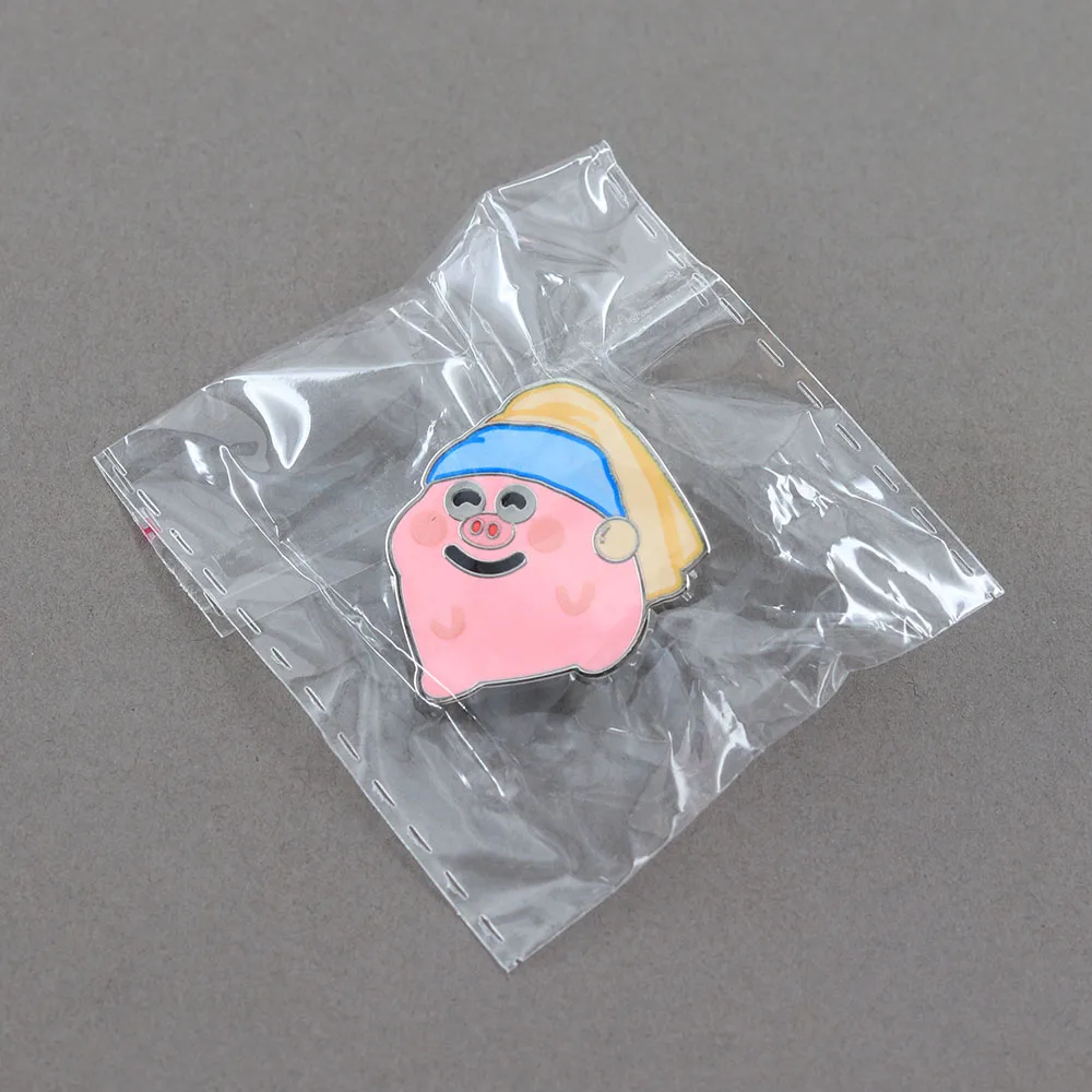 Lustige berühmte Kunstparodie-Emaille-Pins, kreative Schweinchen-Broschen mit Perlenohrring, niedliche rosa Schweinchen-Abzeichen, Rucksack-Anstecknadel, Schmuck – Detail 9