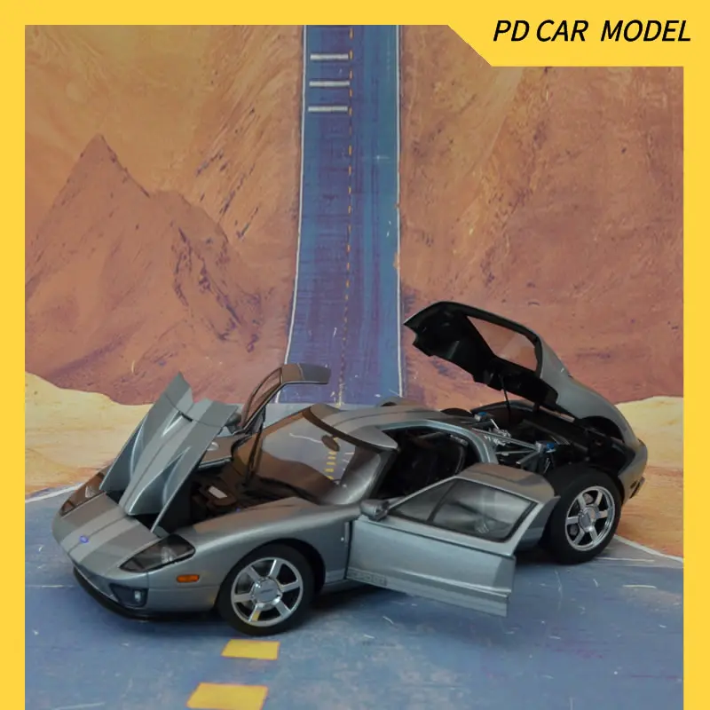 AUTOART Collectible 1:18 Scale Model for 2004 FORD GT Gift for friends and family