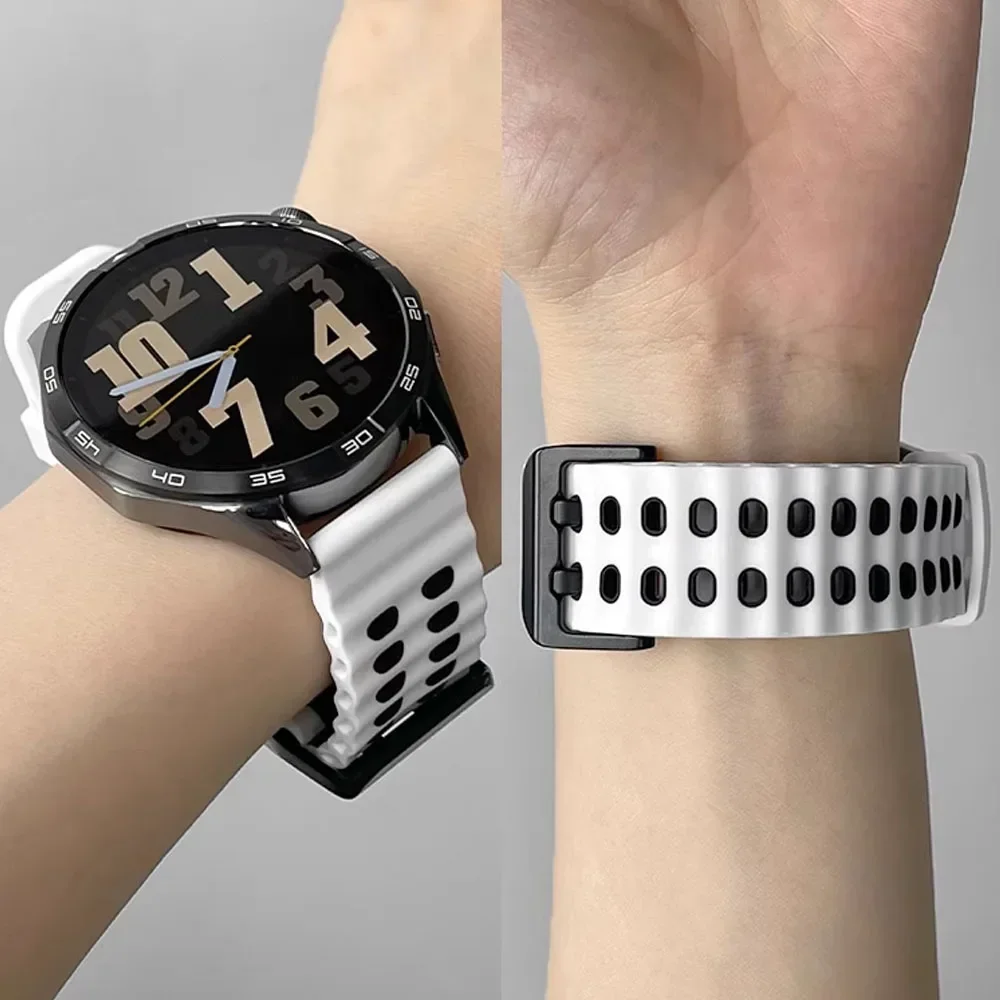 Breathable Two-Tone Silicone Strap For Moto Watch Ultra Sports 22mm Bracelet Band For Motorola Moto Watch 2026/Moto 120 Correa