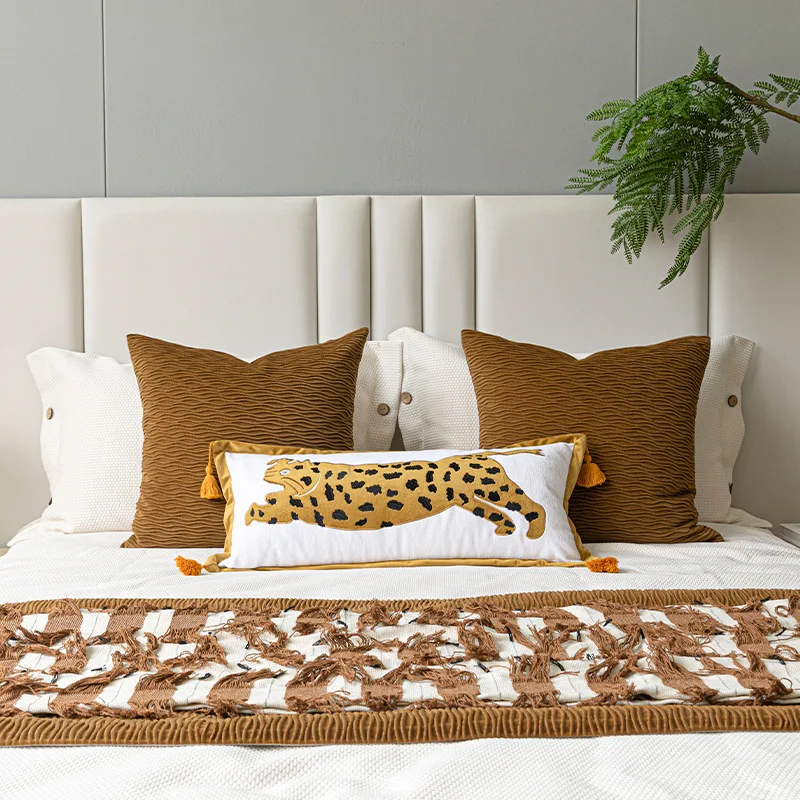 Gold Leopard Pillows Brown Wave Cushion Case Modern Luxury Simple Shiny Decorative Pillow Cover For Sofa Chair Home Decorations