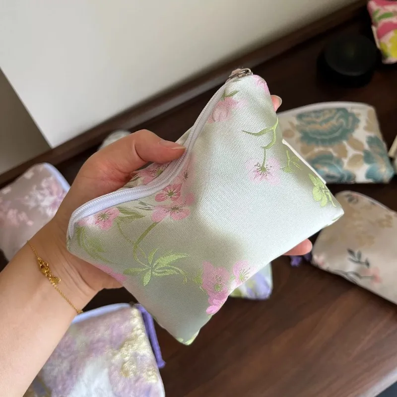 Chinese Style Satin Jacquard Mini Makeup Case Summer New Smooth Texture Card Lipstick Earphone Bag Case for Women female