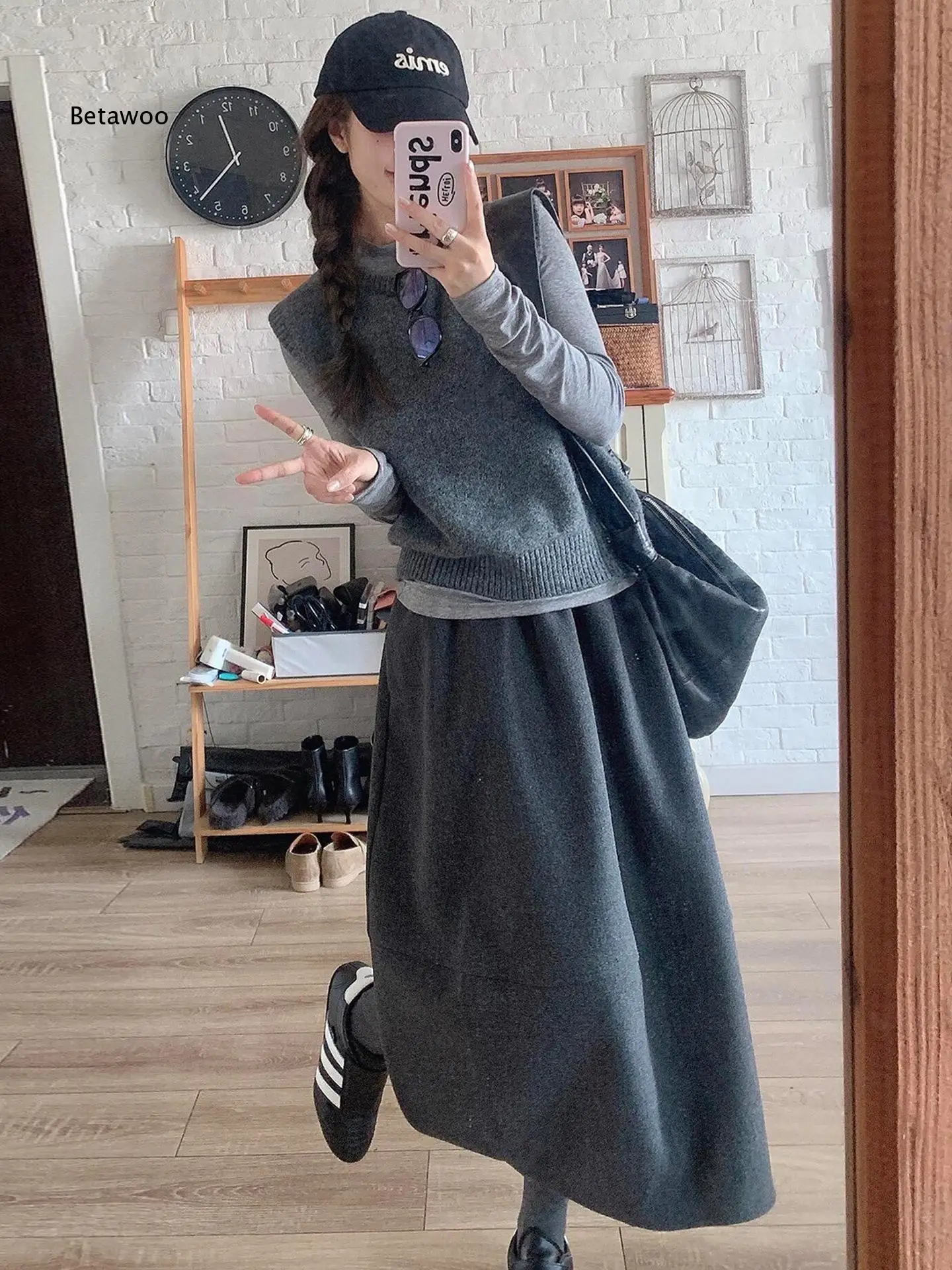 Dark Gray Thickened Wool Blend Bud Midi Skirt For Women Autumn Winter Elastic Waist Hip Covering Slim Fit Flared Umbrella Skirt