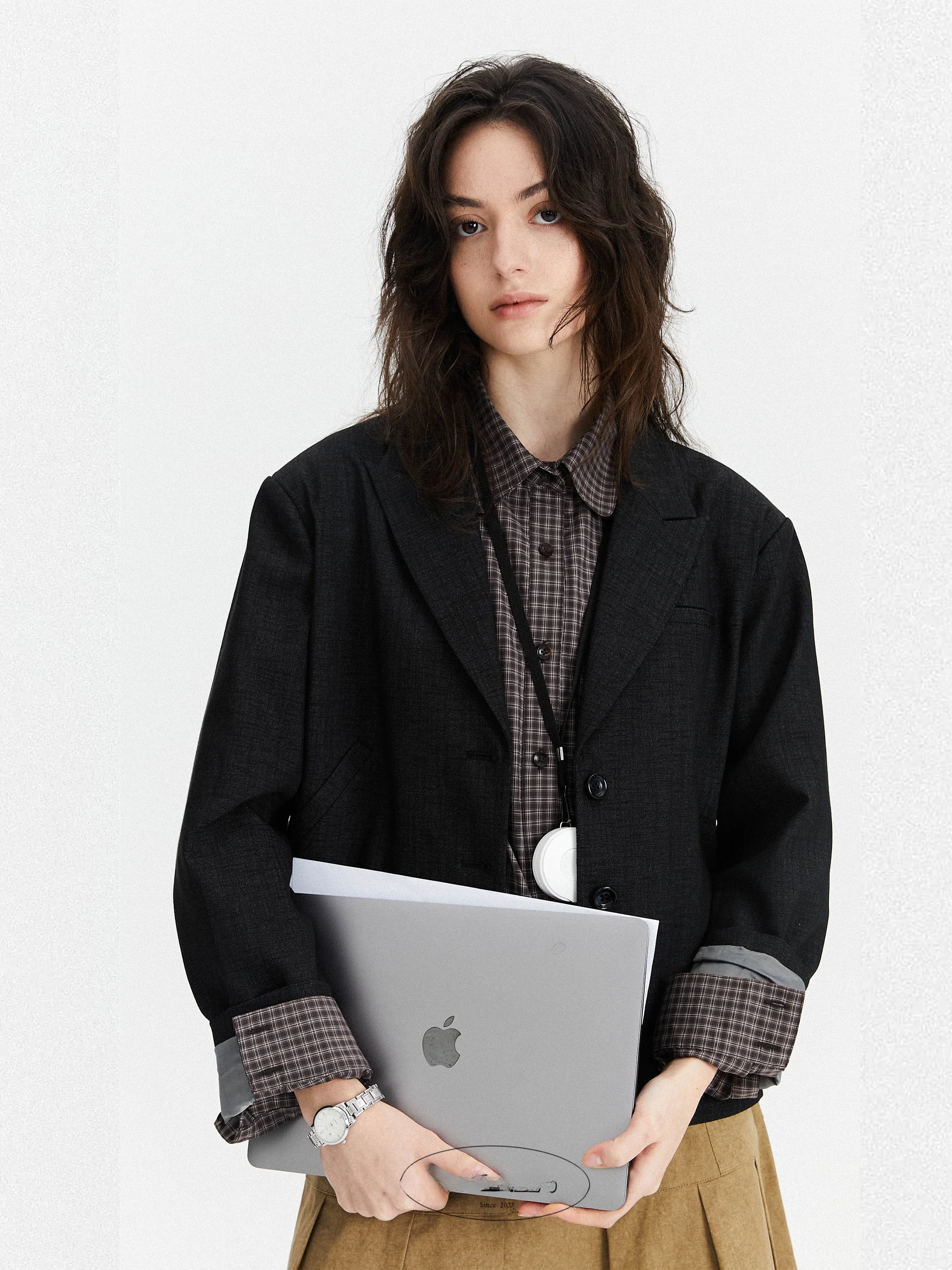 

Classic Good Fit Retro Dark Pattern Meteorite Color mid Short Gunshi Collar Suit Women's Long Sleeve Polyester Spring Fashion