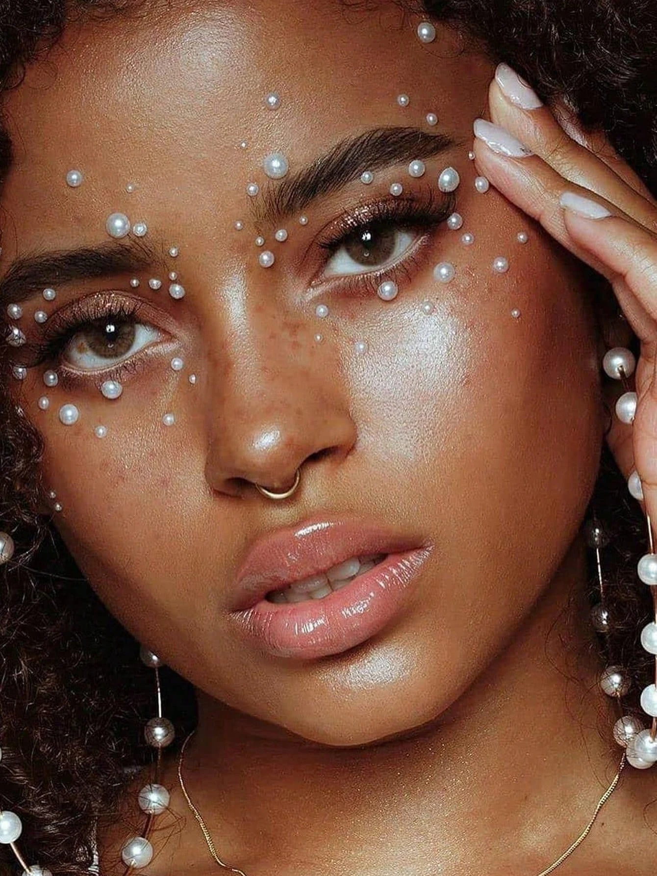 1/2/3 قطعة الذهب الوجه الأحجار الكريمة بريق الجسم بريق ستيريو جوهرة ملصقات الهذيان اكسسوارات ماكياج حجر الراين ملصقات لمهرجان الموسيقى