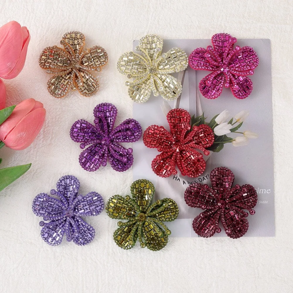 New Crystal Rhinestone Flower Brooch Pins for Women Fashion Jewelry Handmade Fabric Applique Decoration Accessories