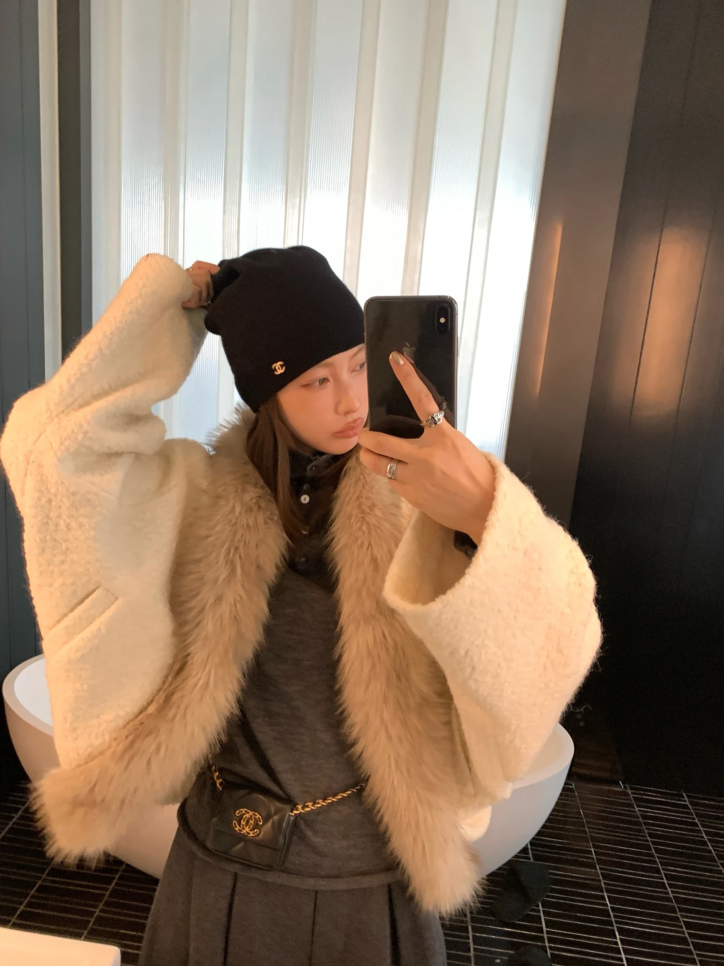 Lightweight Comfort… - image