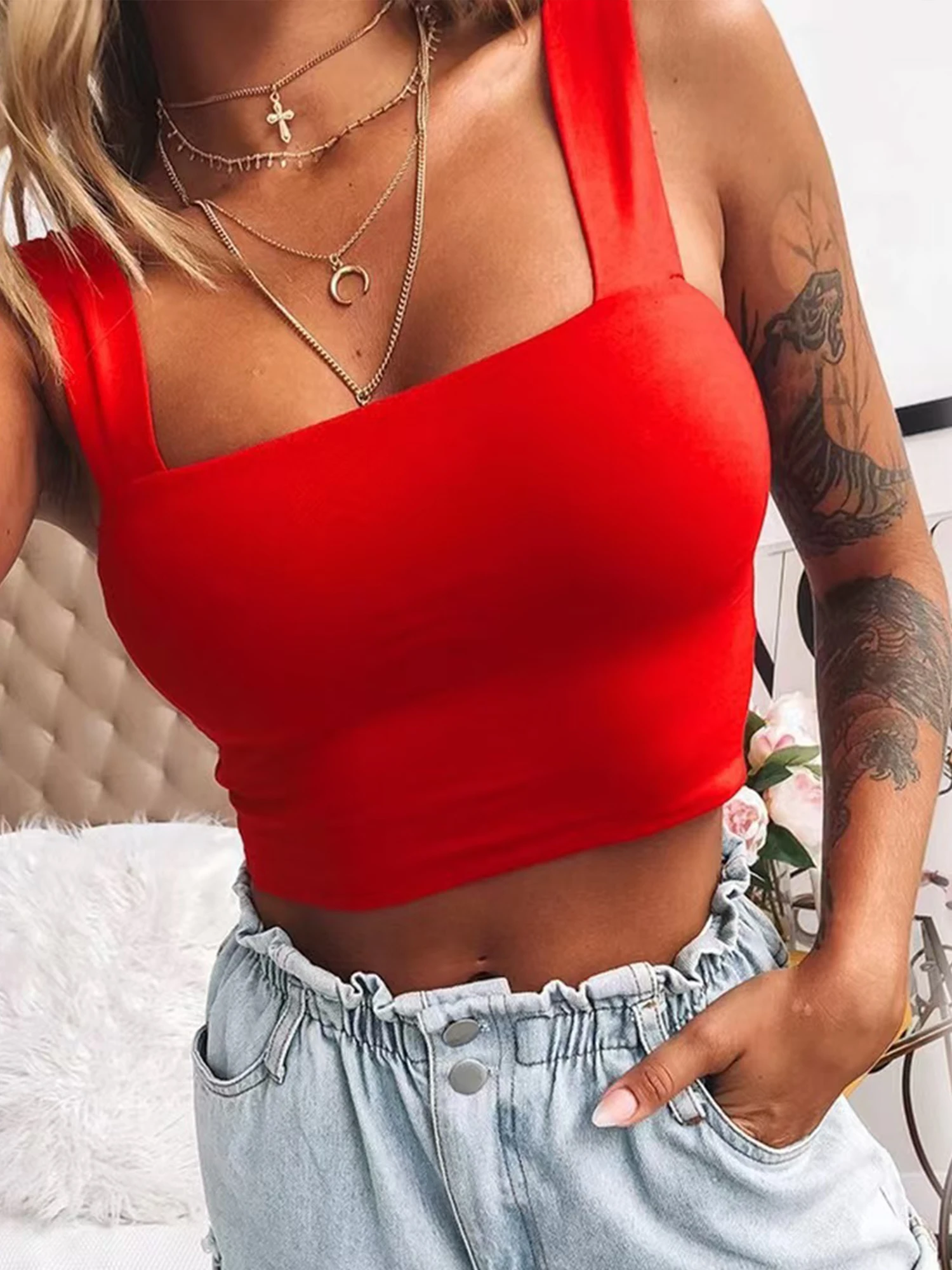 

Женские однотонные топы на бретелях с рюшами, тонкие укороченные рубашки без рукавов с квадратным вырезом и пупком, летняя уличная одежда