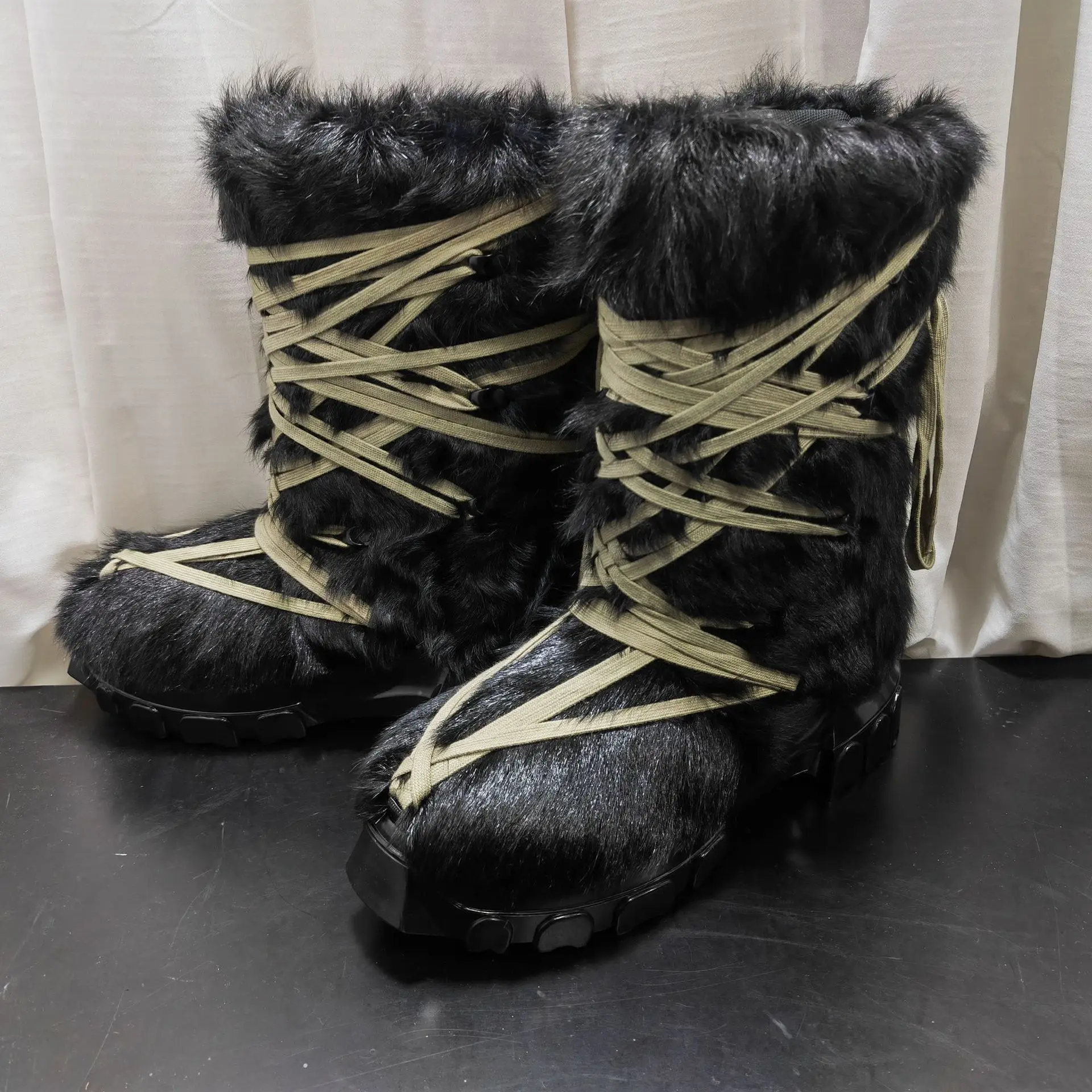 Stivali da neve da uomo Scarpe alte con plateau da donna Scarpe da ginnastica di lusso in pelle di pelliccia di crine Scarpe da ginnastica nere autunnali di High Street