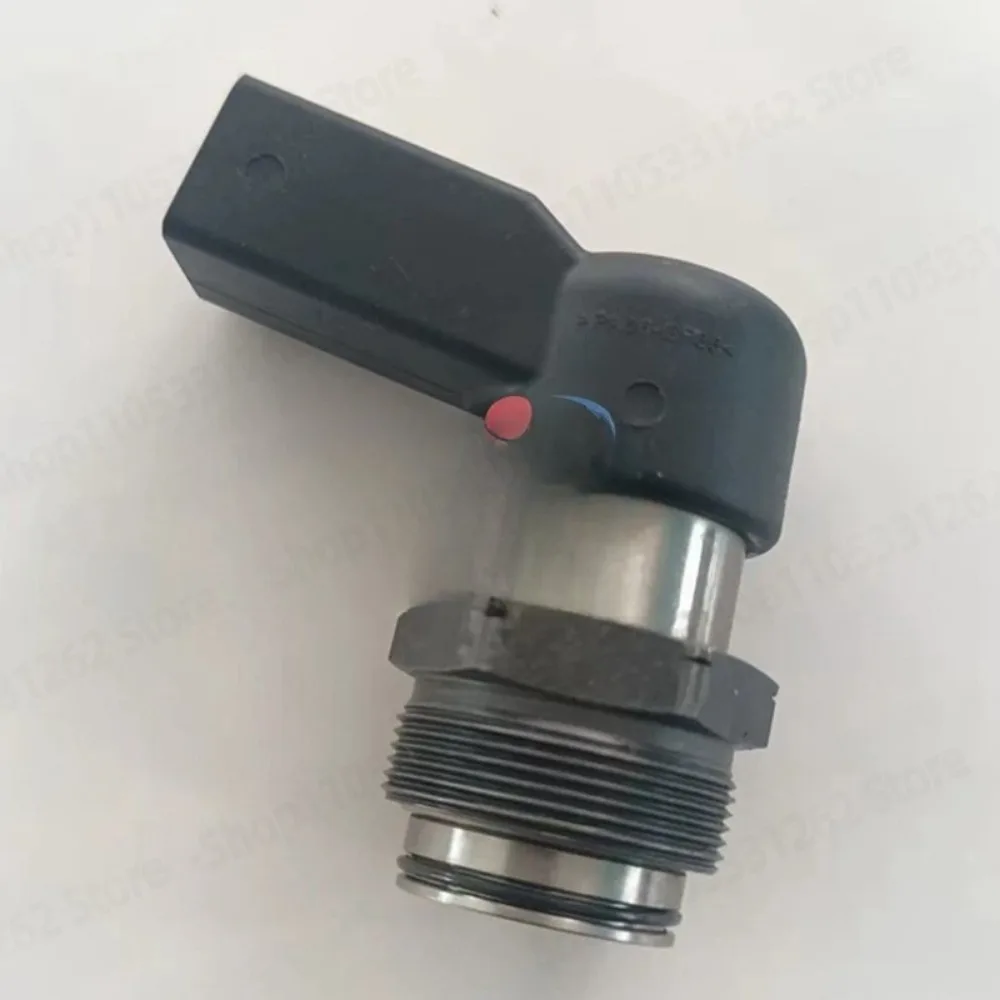 92333 03L130277 Injector Valve 92333 Nozzle GP2 CK4Q BK2Q Diesel Engine