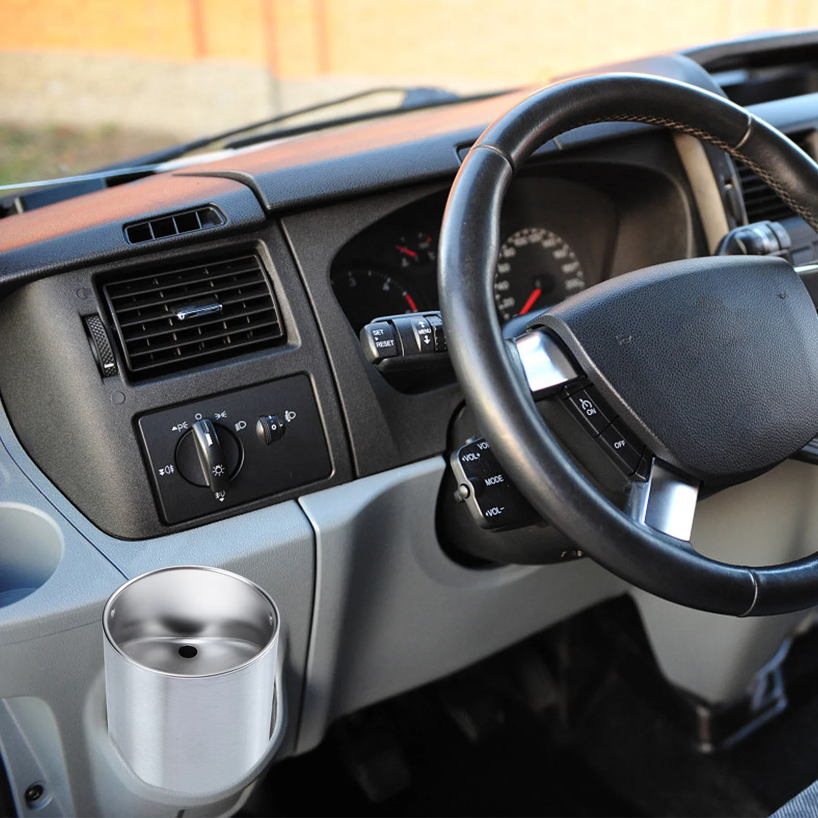 

Vehicle Ashtray Cigarettes Container for Car Stainless Steel Funnel Portable