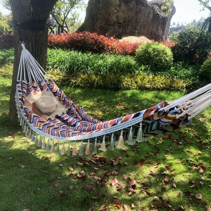 

Anti-Roll Fringe Hammock with Nordic Geometric Jacquard, Extra-Wide Canvas for Camping & Patio, Vintage Outdoor Swing