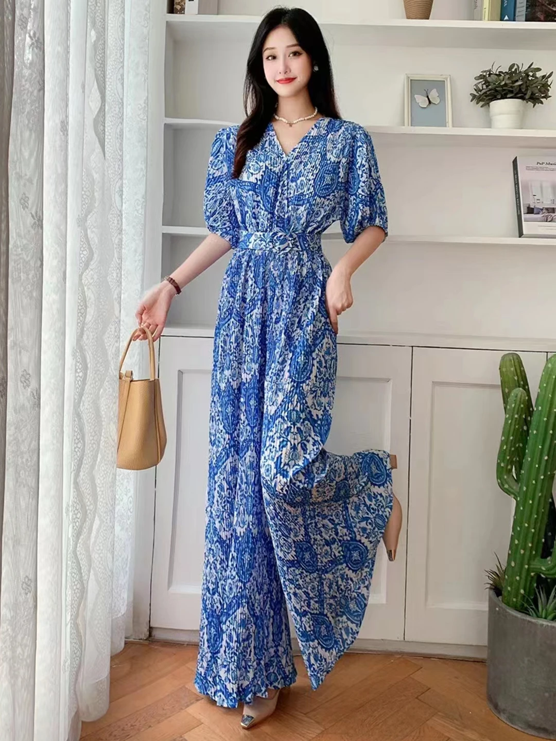 2023 New Summer Women V-Neck Puff Sleeve Belt Slim Jumpsuits High Quality Retro Print Wide Leg Long Pants Pleated Jumpsuits