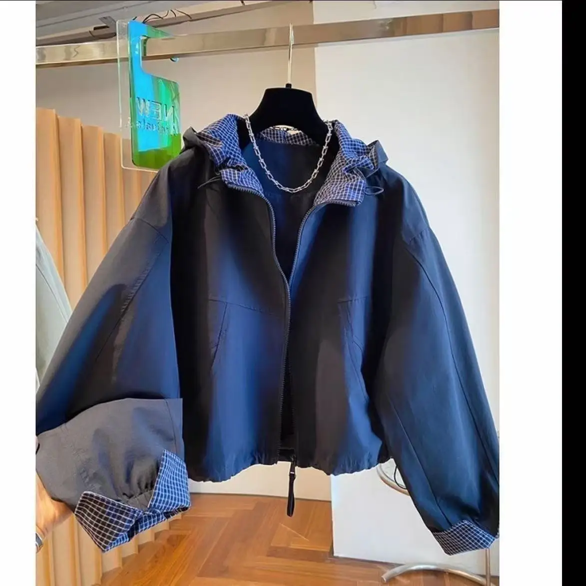 

Korean Version Hooded Cotton Thickened Jacket Women's 2025 Loose Casual Versatile Windproof Jacket Quilted Outwear Autumn Winter