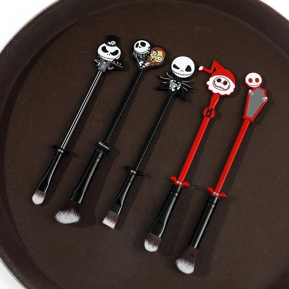 クリスマスイブホラーメイクブラシ5本セット ソフトメイクブラシ、スカルジャックメタルアイシャドウブラシ、ハロウィンに最適