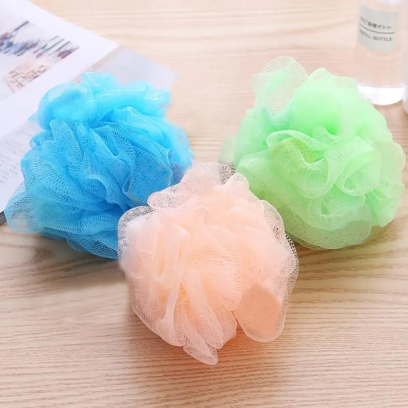 Bola de baño suave de colores con cuerda, esponjas de ducha, depuradores, suministros para hacer burbujas, herramientas para limpiar la piel, accesorios de baño, 1 unidad