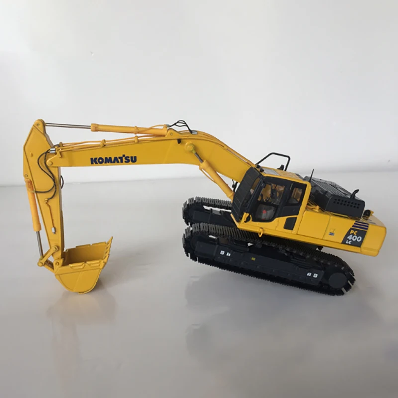 Diecast 1:50 Scale KOMATSU PC400LC-8 PC450-8 Excavator Alloy Engineering Model Collection Souvenir Display Ornaments Gift Toy