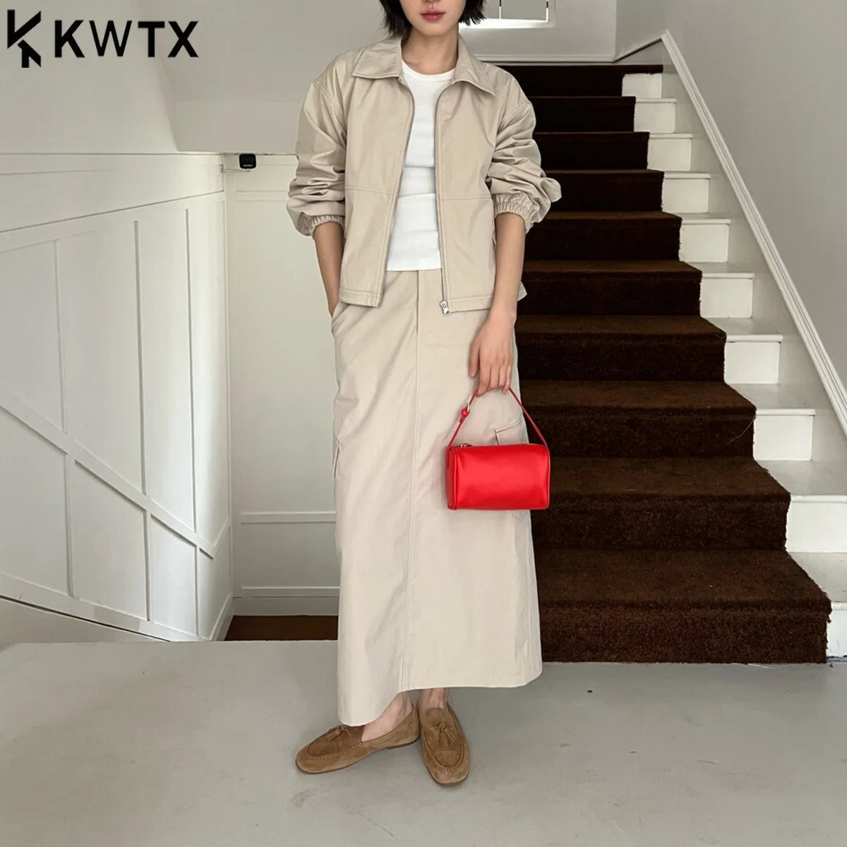

KWTX 2025 New Women's Solid Color 2 Piece Set Spring Autumn Vintage Elegant Chic Lapel Jacket Elastic Skirt Zipper Casual Luxury