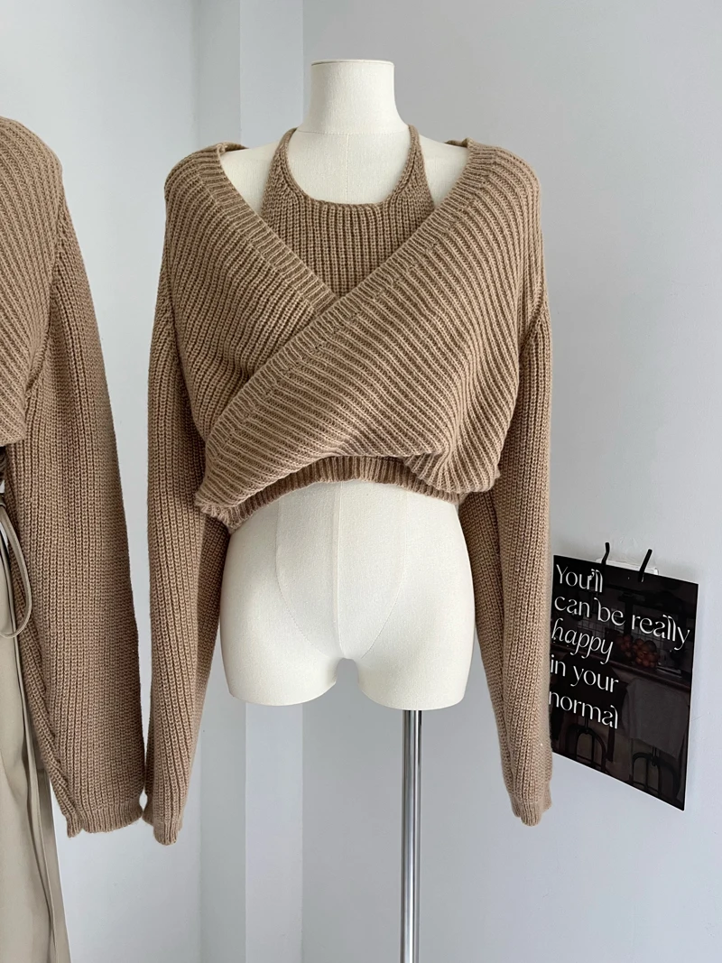 Women's Coffee Color Hanging Neck Sweater Fake Two Pieces 90SHot Girl Maillard Autumn/Winter Knitted Top Side Lace Up Sweater