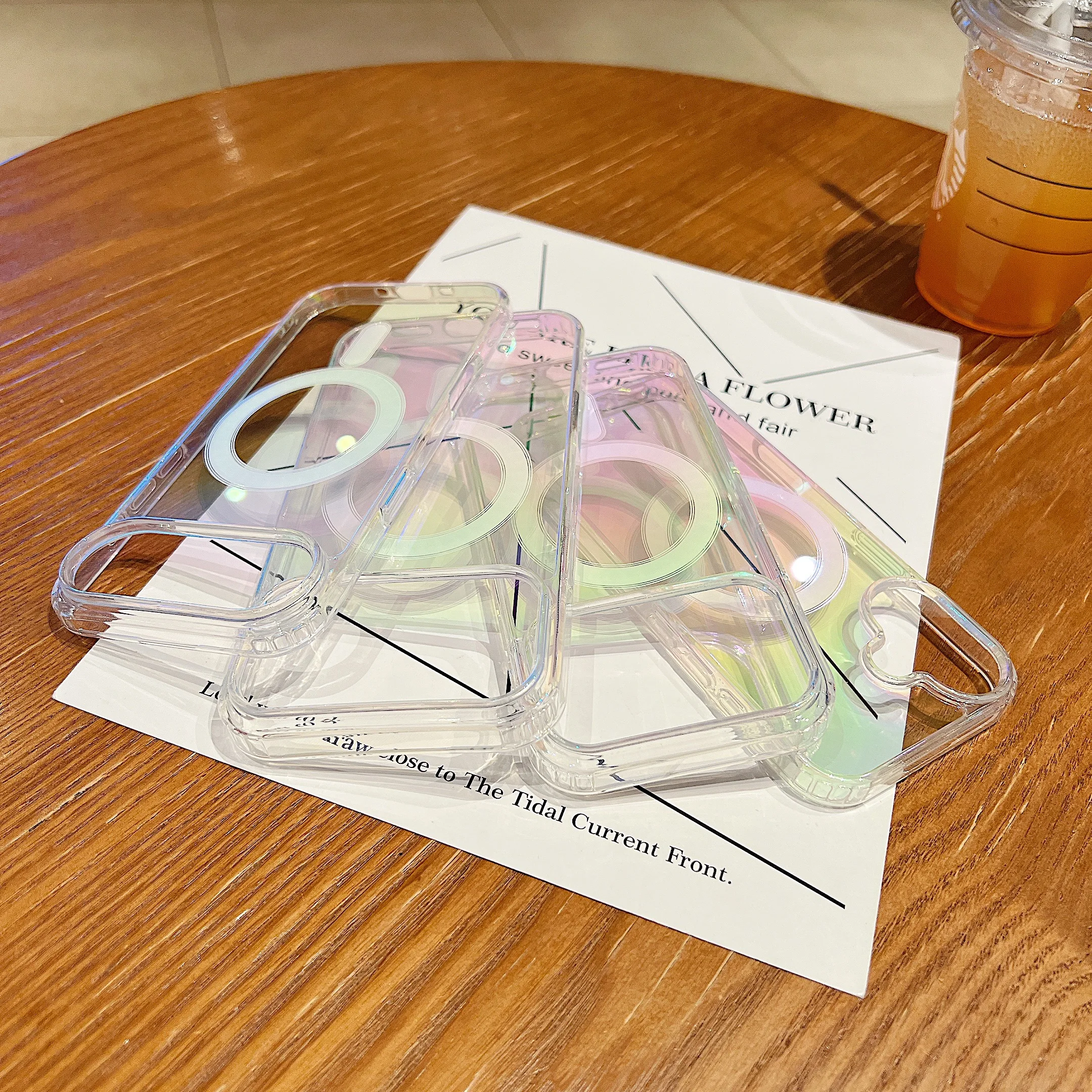 حافظة لهاتف Magsafe بألوان قوس قزح مغناطيسية ملونة لهاتف iPhone 17 Air 16E 16 15 14 13 12 11 Pro Max Plus غطاء شفاف متدرج بالليزر