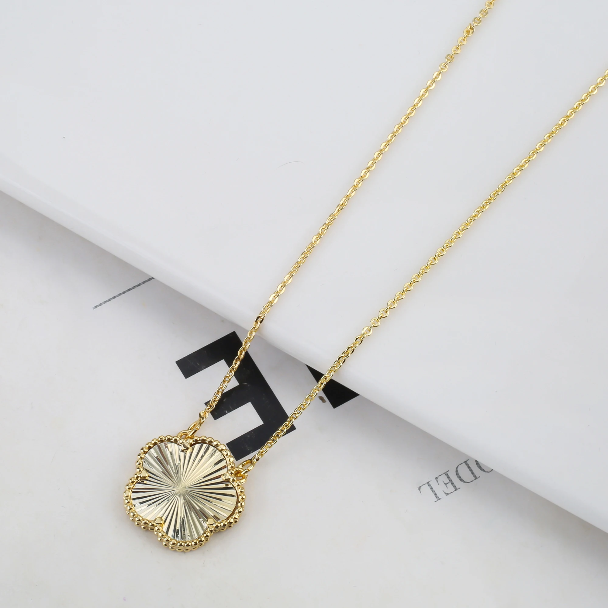 Women's Shiny Metal Plant Five Leaf Flower Set