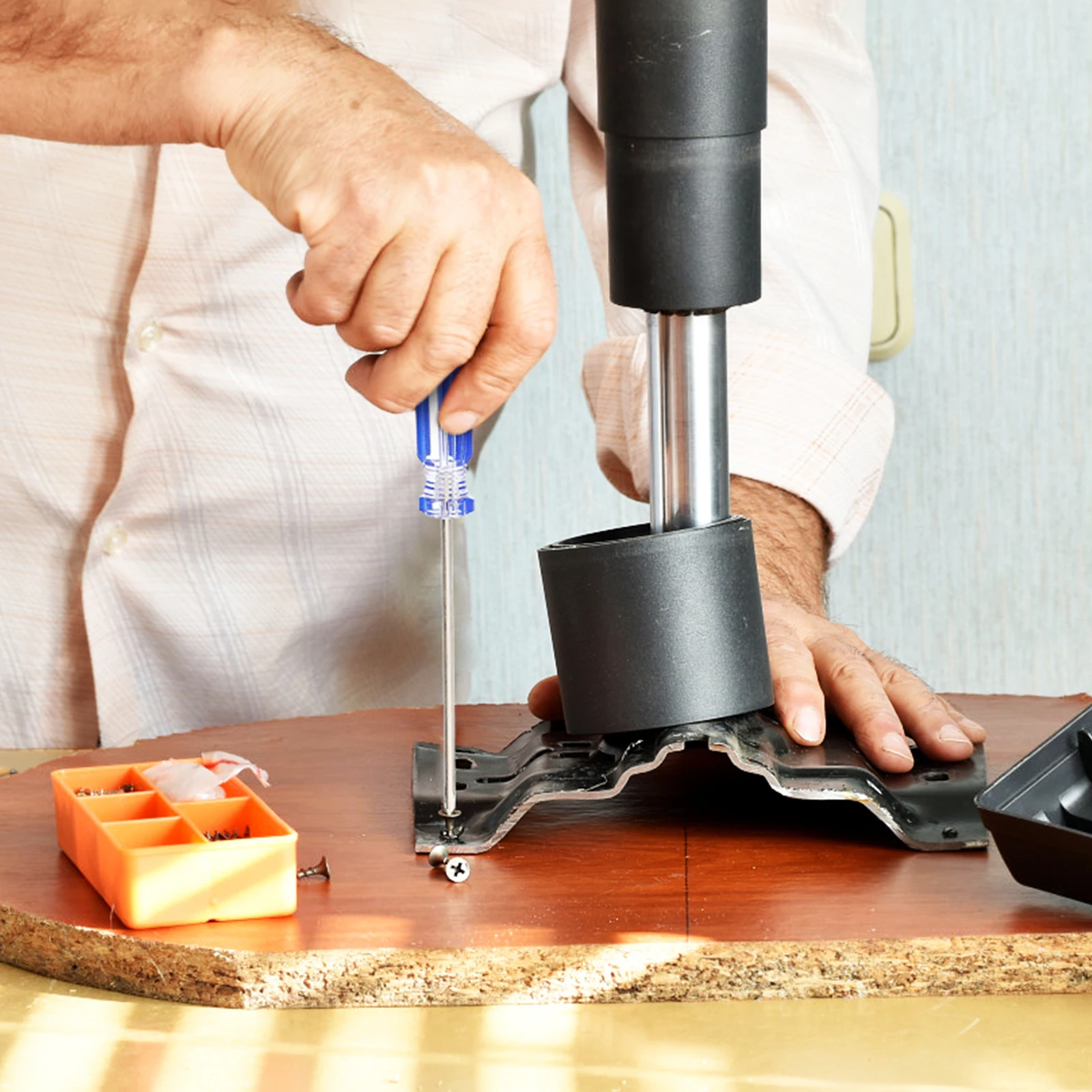 

6Pcs Precision Screwdriver Set Lightweight Hole Design for Convenient Storage and Multi-Functional Repair Needs