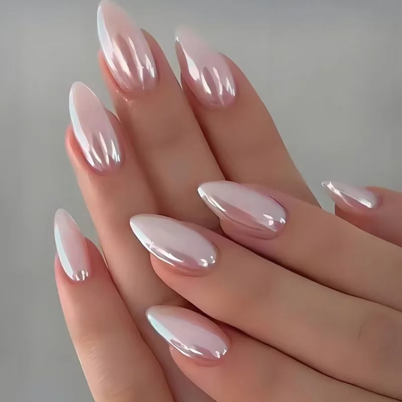 24 faux ongles en forme d'amande, chromés et polis miroir, dégradé nude, simples et élégants