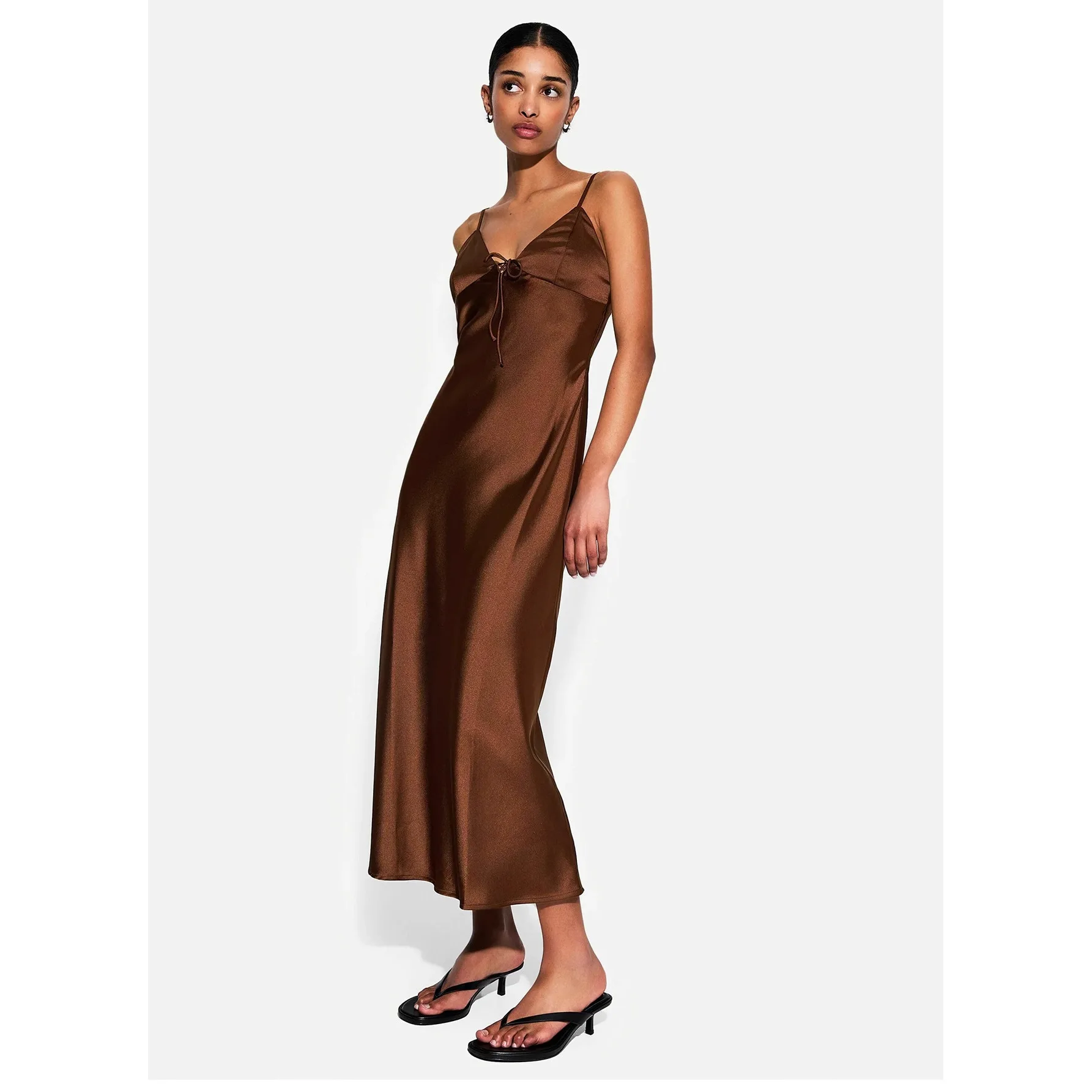 Spot women's clothing foreign trade hot-selling models satin temperament thin suspender skirt evening dress senior sense cw80023