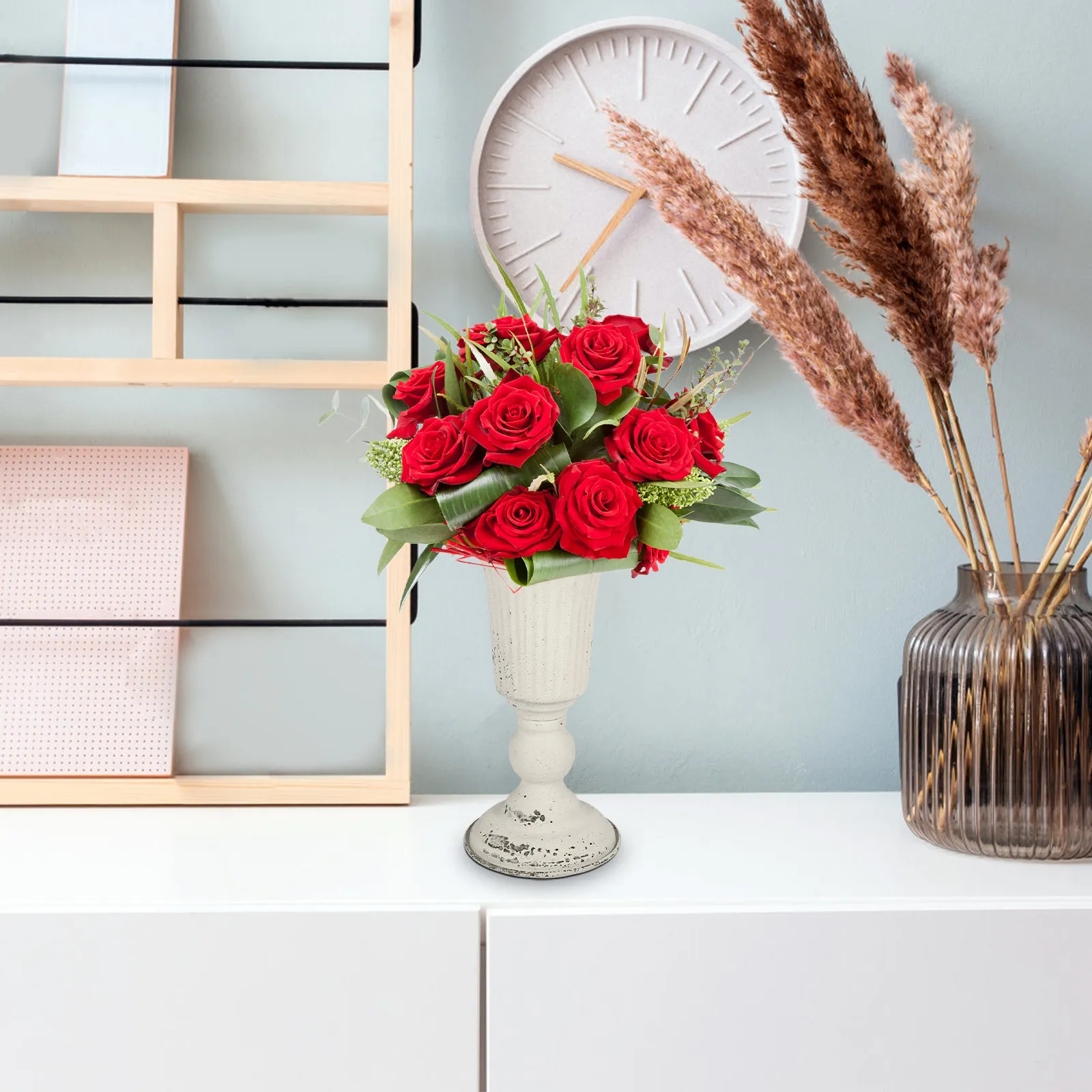 

Винтажный металлический железный цветочный горшок в римском стиле, деревенская ваза для цветочных композиций, декоративное украшение для стола в доме или офисе