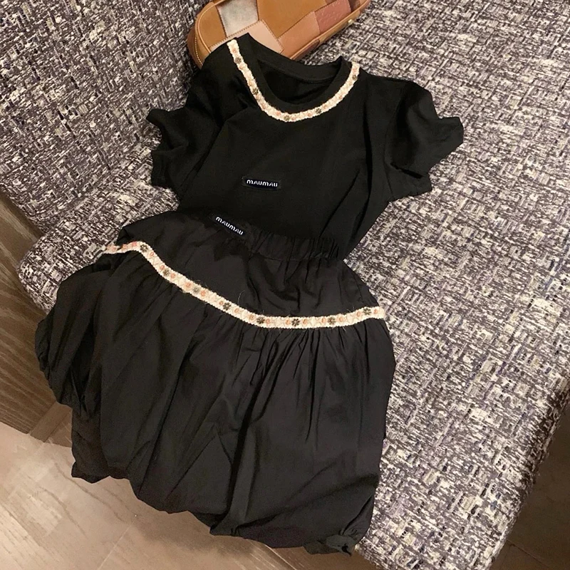 

Модный комплект из топа и юбки для молодых женщин, стильный образ для колледжа, высококачественный материал