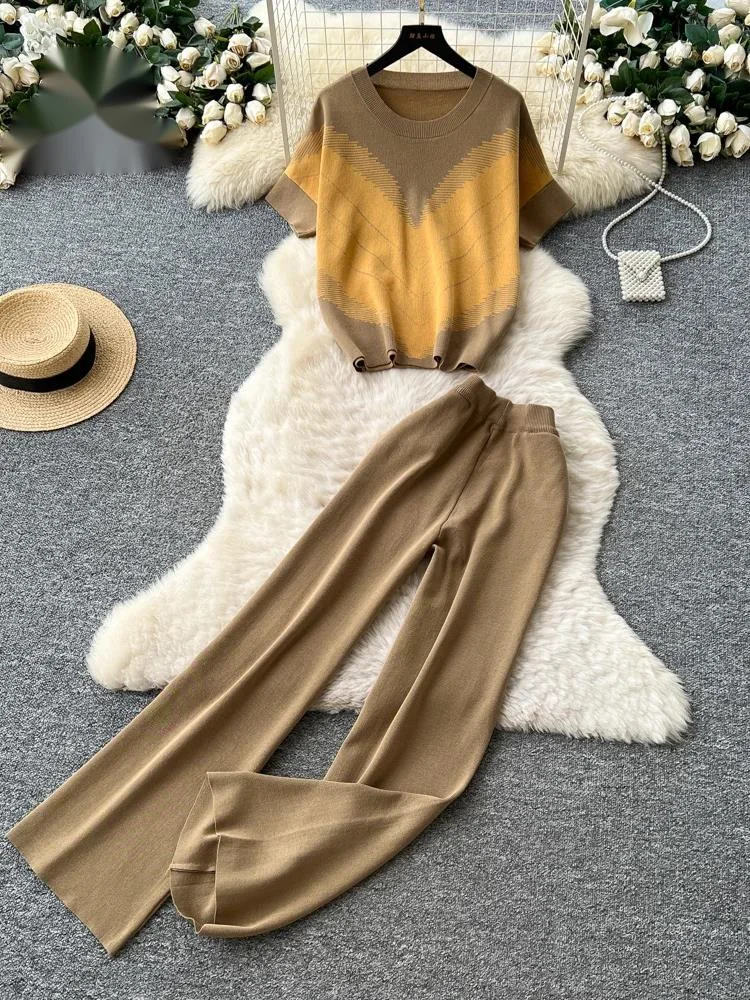 

Костюм для дома с геометрическим принтом: футболка с круглым вырезом и короткими рукавами + широкие брюки, женский модный вязаный спортивный костюм в стиле колор-блок