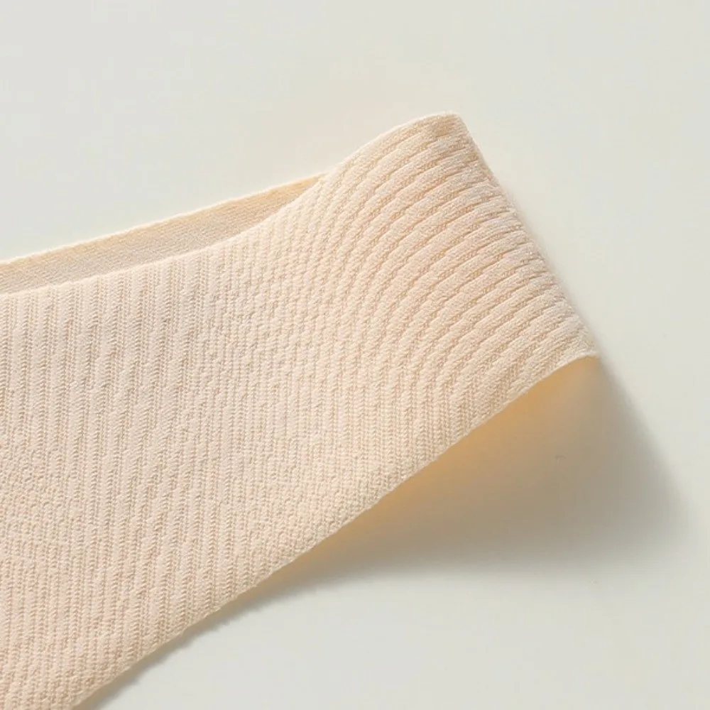 Traceless Seamless Bra กันกระแทก Bra เสื้อกั๊กไร้สาย Deep V Bra สีทึบ Anti-sagging Brassiere สําหรับผู้หญิง Gym