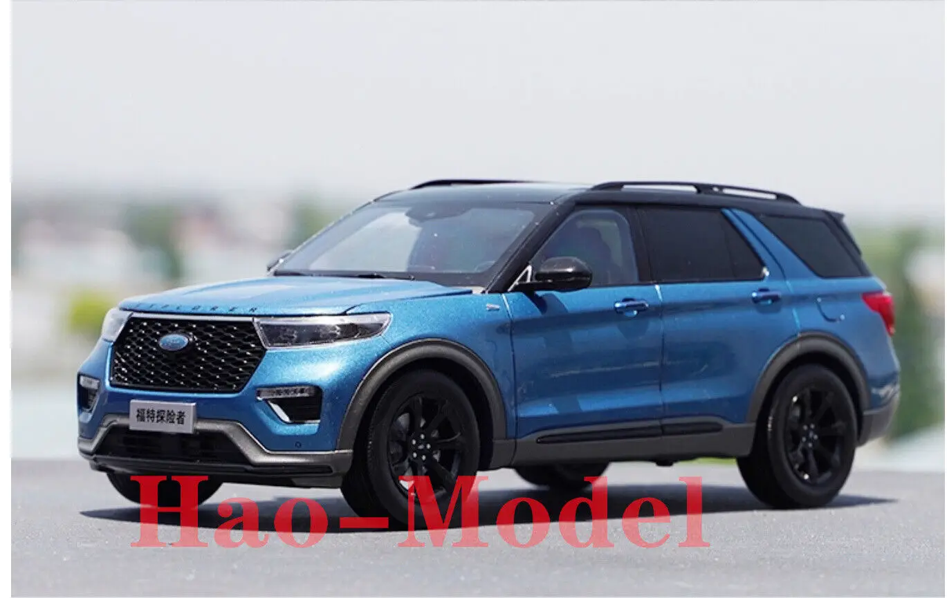 

Модель автомобиля FORD EXPLORER 1/18 2020, металлические игрушки из сплава под давлением для мальчиков и девочек, подарки для детей, хобби, демонстрационные украшения, коллекция голубого цвета