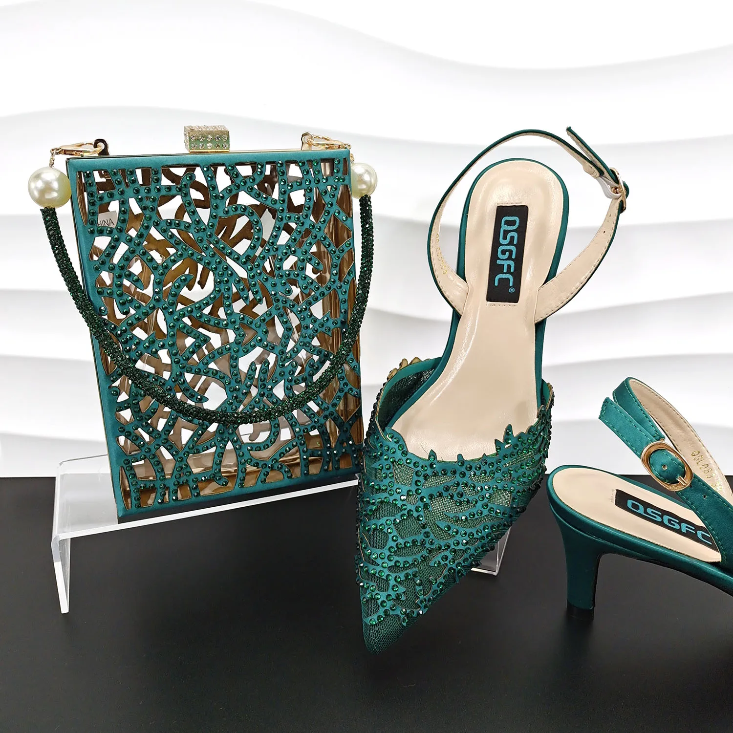 Zapatos y bolso para mujer, diseño de patrón de Coral hueco verde, a la moda, con diamantes de imitación pequeños, decoración de fiesta, el más nuevo y elegante