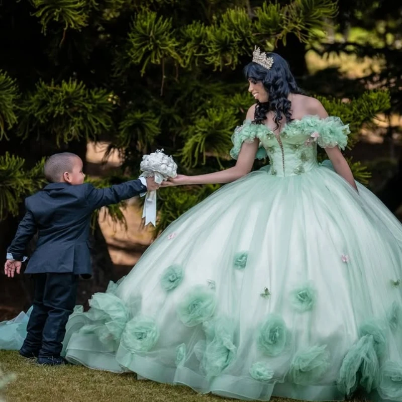 Vestidos de quinceañera personalizados de color verde menta con hombros descubiertos, apliques de encaje con capas de flores, Tull, cola larga, 15 quinceañera