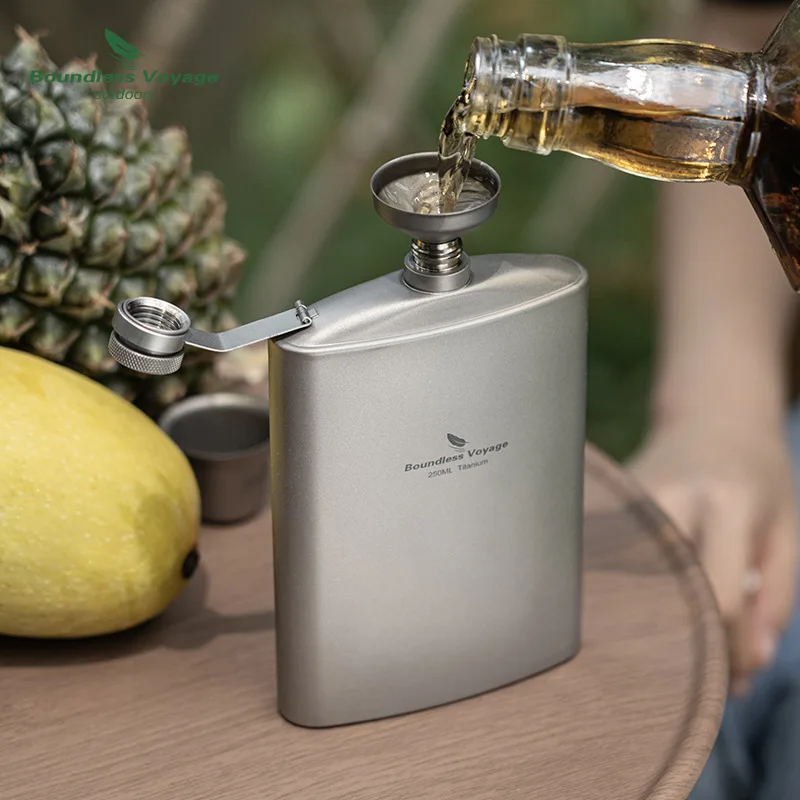 

Titanium Hip Flask Vodka Alcohol Whiskey Bottle Liquor Bottle Groomsmen Gifts Flagon Carry with One Outdoor Portable Camping