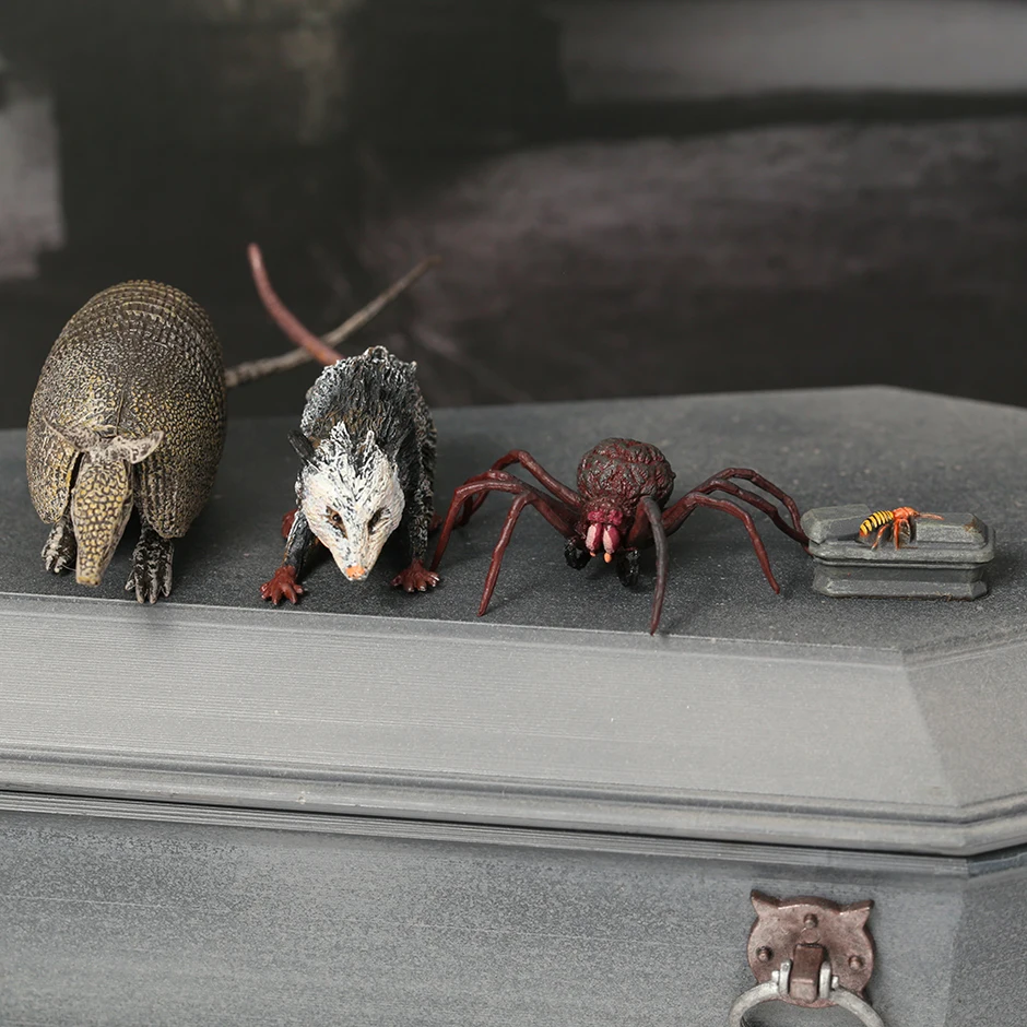 Zestaw akcesoriów NECA Universal Monsters Ultimate Dracula dla oficjalnej figurki 7".