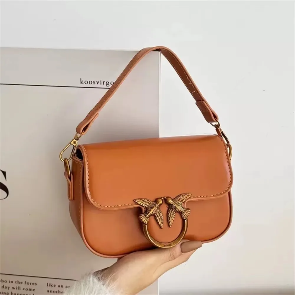 

Женская сумка-кроссбоди 2026: однотонная, на плечо, в форме коробки, компактная, маленькая квадратная сумка для повседневного использования, офиса, на каждый день, универсальная, модная