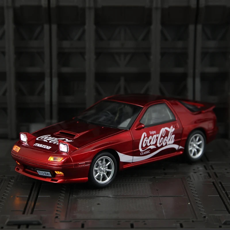 1:24 BMW M3 E30 Graffiti Edition Modelo de supercoche de aleación, puertas de coche y tapa de motor, maletero se puede abrir