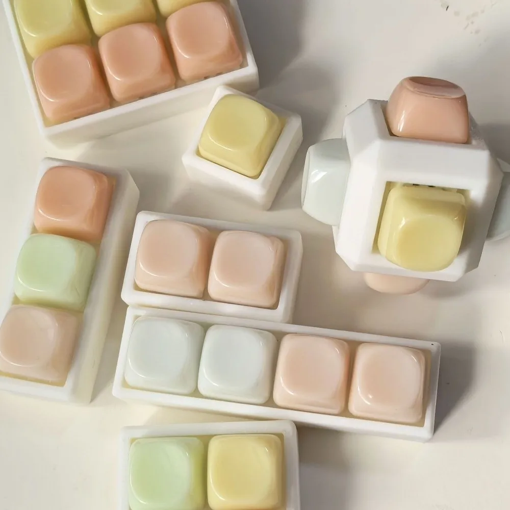 Relaxant 2/3/4/6/9 touches doigt clavier Keycap soulagement du Stress Fidget porte-clés doux bonbons passer le temps pincement jouet adulte