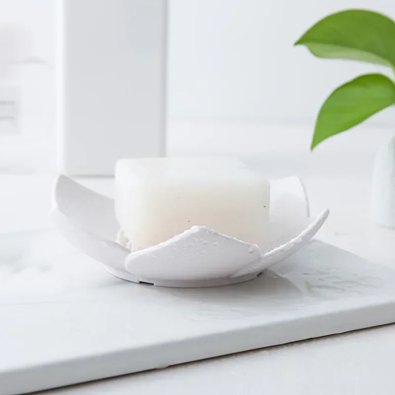 1pcs Bathroom Soap Box Lotus Design Soap Holder Silicone Soap Box Drain Box Bathroom Accessories