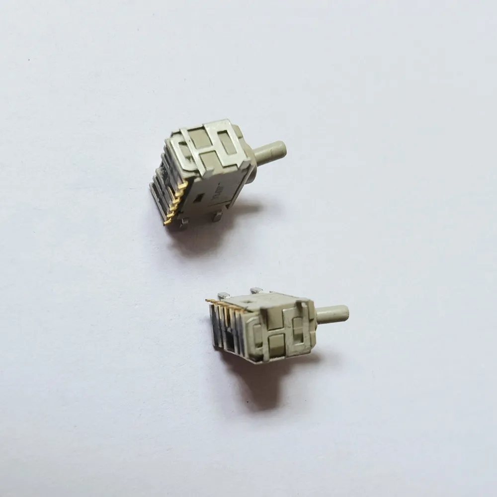 Original new 100% G3T-22AH SMD 10pin 2gear toggle switch small micro mini button switch power supply