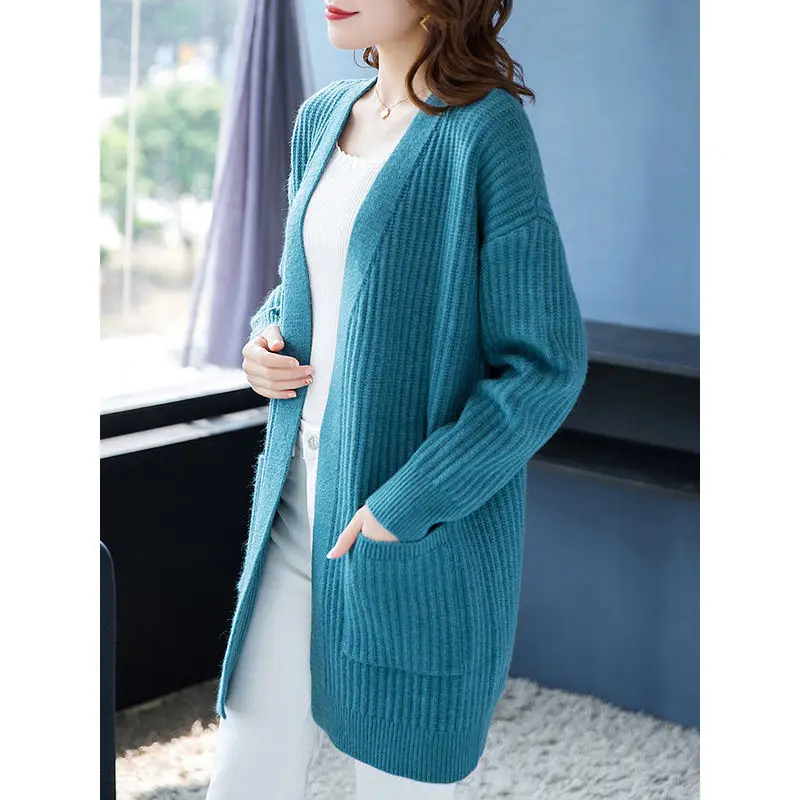 Cardigan da donna oversize allentato scialle di media lunghezza autunno inverno nuova giacca maglione stile pigro cappotto in maglia madre di mezza