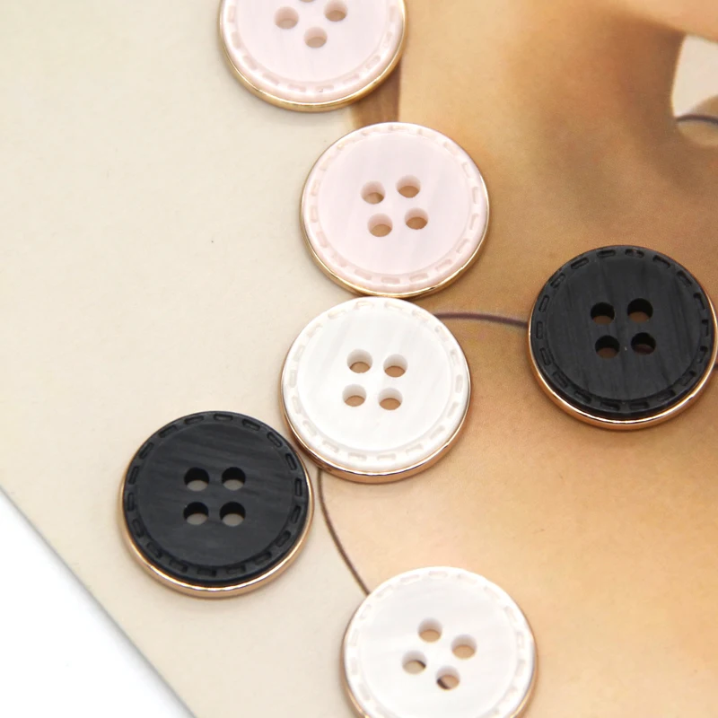 HENGC 18/21/25mm 4 Holes Retro Round Metal Buttons For Clothing Women Coat Blazer Knit Handmade Decorations Sewing Accessories