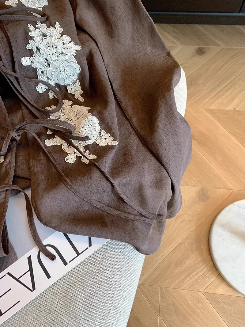 American Sle Rebites Retro Lace Bordado Cinto V-ne Dr irt Mulheres Verão Sensation de Alta Precisão Solto Combinável Bel...