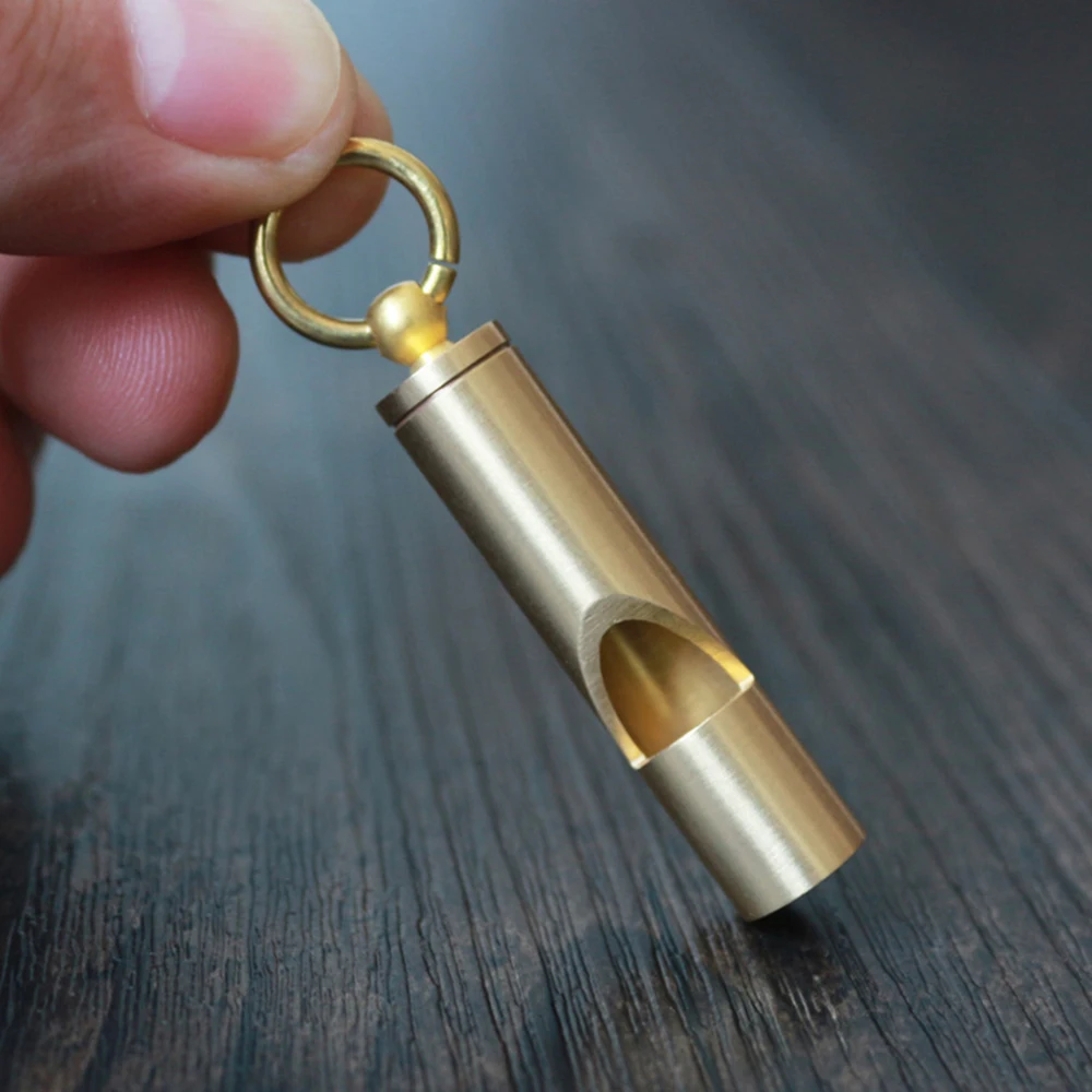 MiNi-Portable Brass Whistle for Training Pets, Cães e Aves, Outdoor, Caminhadas, Camping, Emergência, Sobrevivência, Segurança