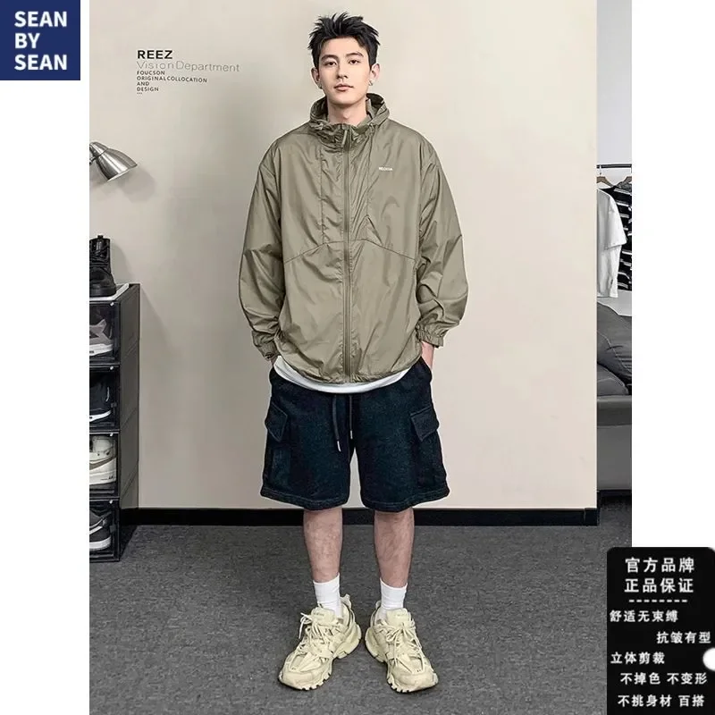 

Men's UPF50+ Hooded Sun Protection Jacket Summer Lightweight Breathable American Style Couple Windbreaker