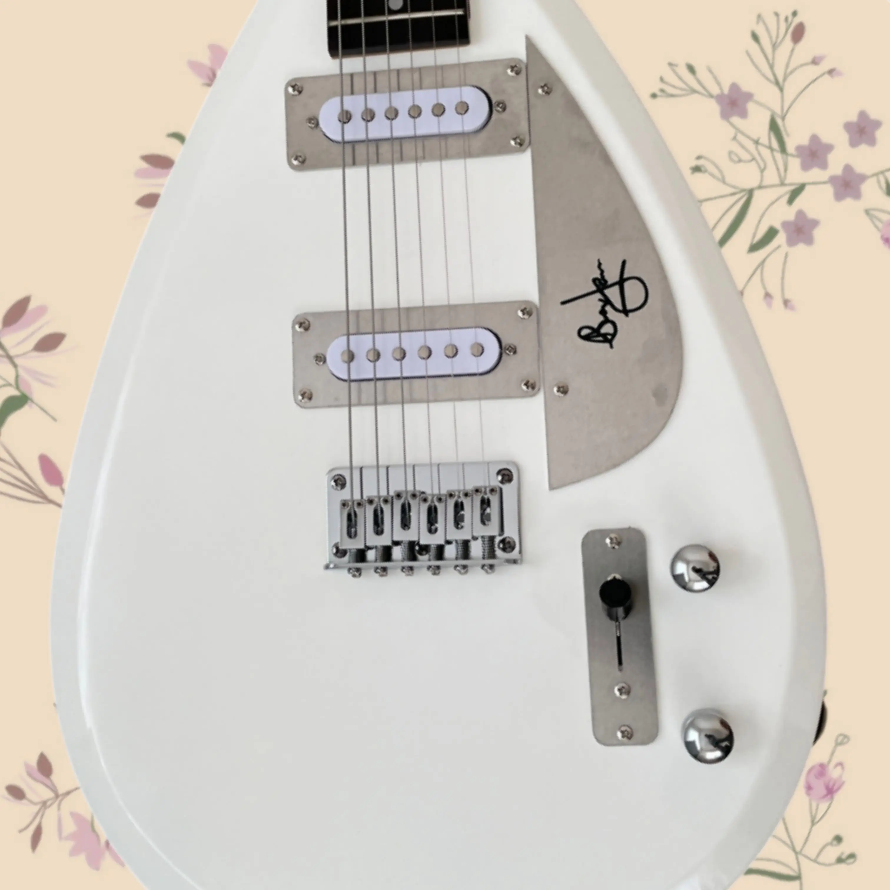White Teardrop-Shaped 6-String Electric Guitar,Metal Signature Pickguard,SS Pickups Guitars, Creative Personalized Gift Guitarra