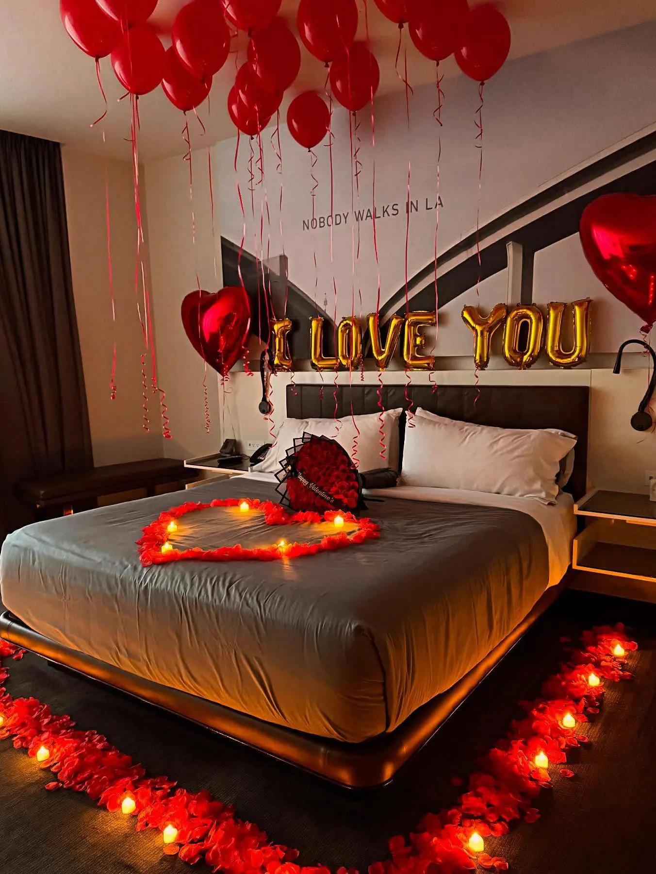 Goldenes „Ich Liebe Dich“-Ballon-Set mit Simulierten Blütenblättern, 32 Zoll Herzförmiger Ballon für Hochzeitsantrag, Geburtstagsdekoration – Detail 3