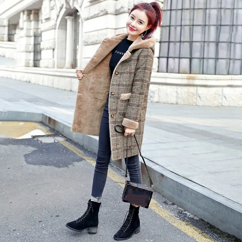 Woolen Coat Women Winter Jacket 2022 New Fashion Plaid Mid Long Coats Hooded Warm Wool Coat Lady Outerwear Overcoat Female Tops